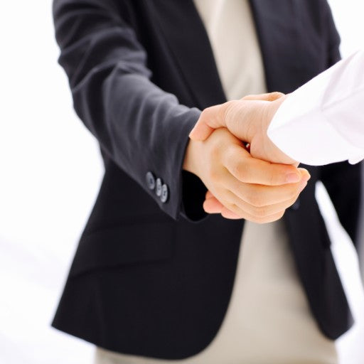 ECサイトの はじまりと成長を サポートします