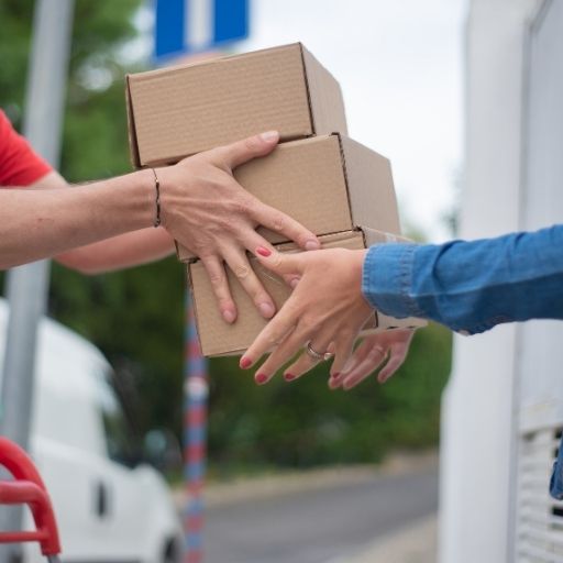 クラウドファンディング